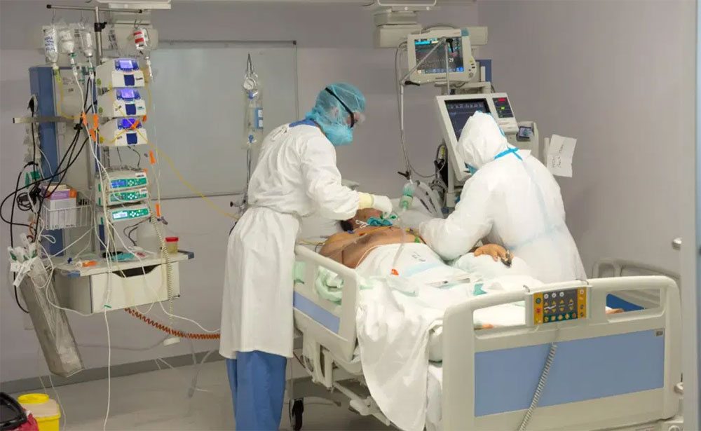 India: cientos de hospitalizados y un muerto a causa de una enfermedad desconocida