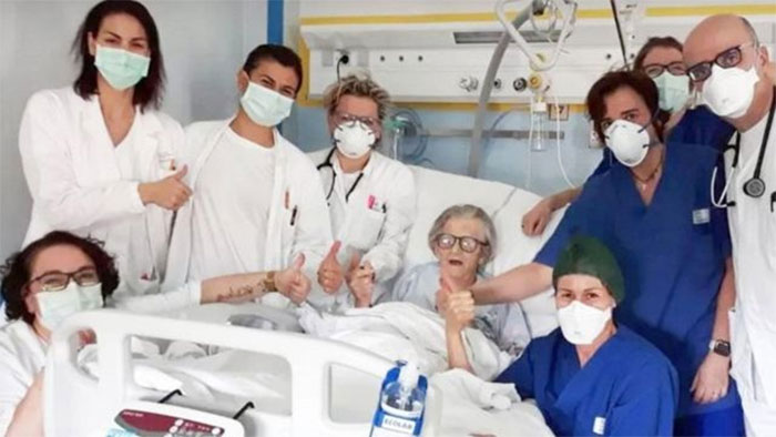 Abuela de origen francés de 105 años de edad sobrevivió al Covid-19