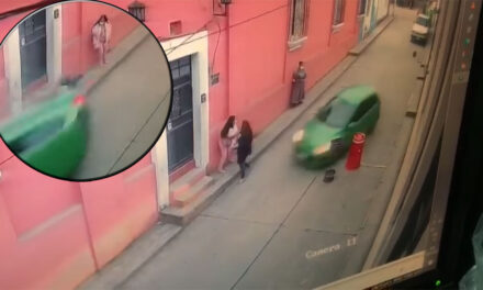 VIDEO: Mujer pierde sus pierna tras ser atropellada por un vehículo en Alta Verapaz