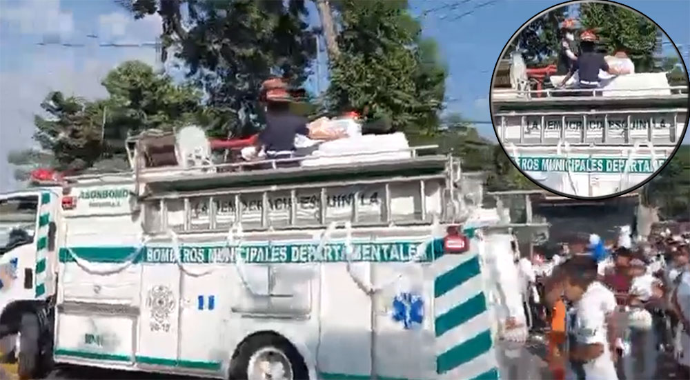 VIDEO: Momento de trasladar al cementerio general, a la niña que fue estrangulada ayer en escuintla