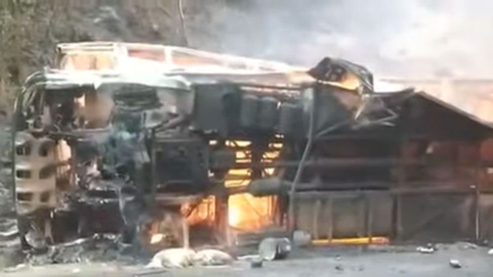 VIDEO: Choque entre camión con combustible y autobús deja más de 50 fallecidos en Camerún