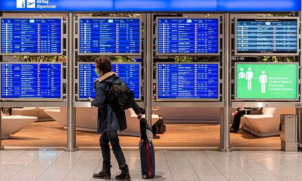 Mujer es enviada a prisión tras ocultar síntomas de Covid-19 en un vuelo