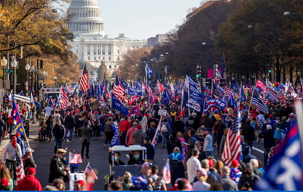 Disturbios en Washington provoca toque de queda a favor de Trump