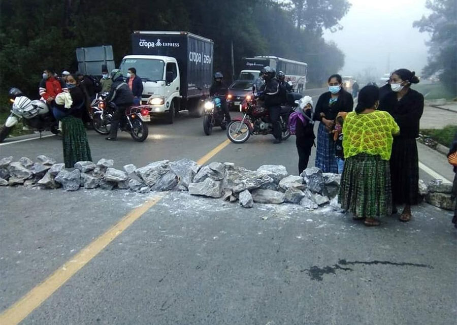 Se reportan bloqueos en Alta Verapaz por alto costo del pasaje