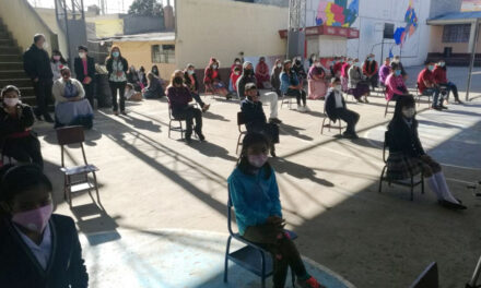 VIDEO: Pese a la pandemia niños regresan a clases normales en algunos municipios
