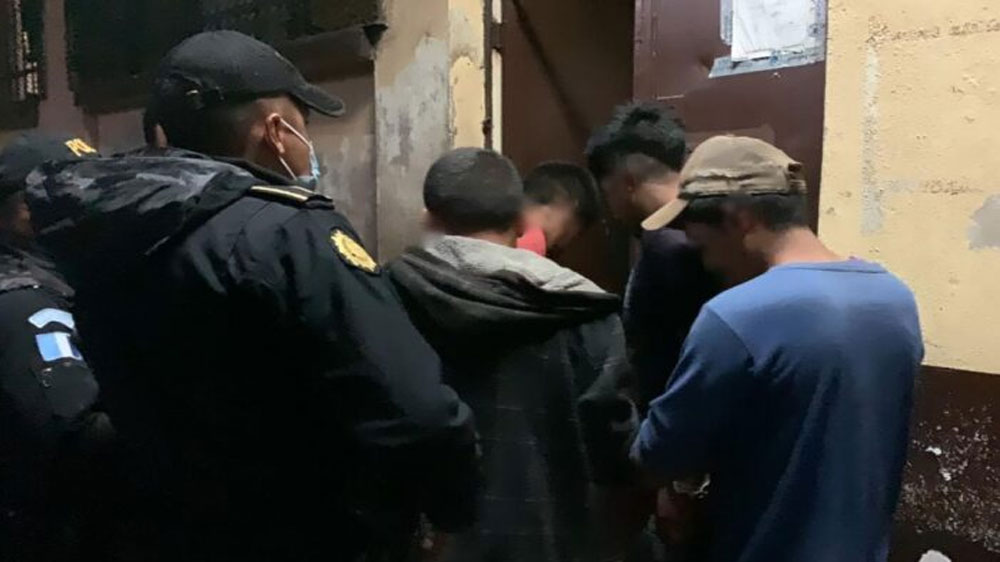 Delincuentes se salvan de ser linchados en Escuintla (VIDEO)