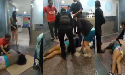 Mujer convulsiona luego de recibir la vacuna contra el Covid-19 (VIDEO)