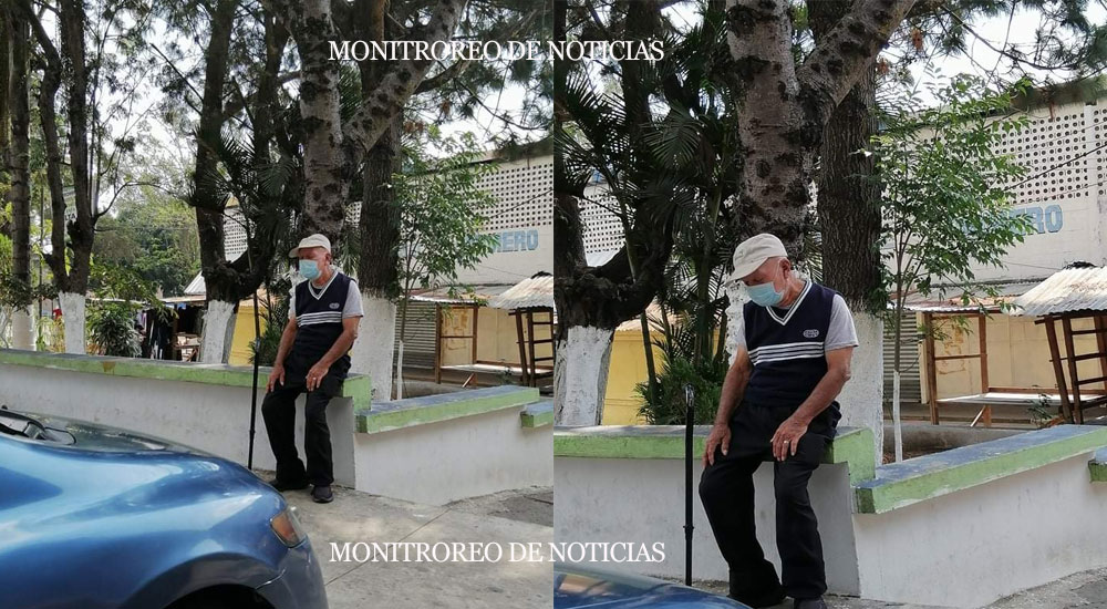 Familiares sacan a un anciano a un parque desde las 6 la mañana y lo entran ya noche
