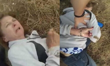 Policía le fractura el brazo a una anciana de 73 años con problemas mentales (Video)