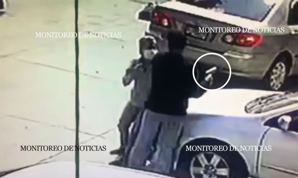 Asalto a plena luz del día a punta de arma de fuego queda grabado (Video)
