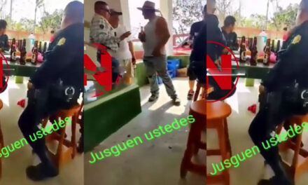 Agentes de la PNC son captados bebiendo cerveza dentro de una cantina (Video)