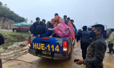 Turistas estuvieron atrapados día y medio en Laguna Brava, Huehuetenango