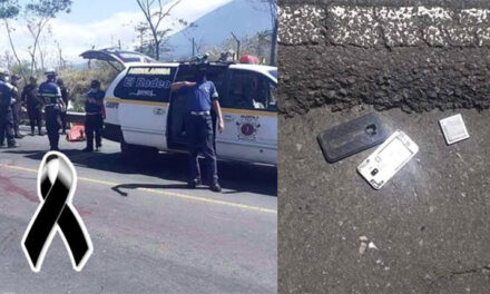Hombre murió al caer de un Pickup, sus amigos lo arrastraron y lo abandonaron en agujero