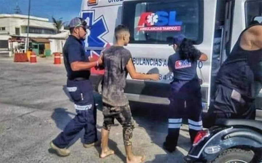 Entierran y abandonan a su mejor amigo en la playa