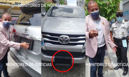 “Tapar las placas es de delincuentes” Aldo Dávila denuncia vehículo con las placas tapadas (Video)