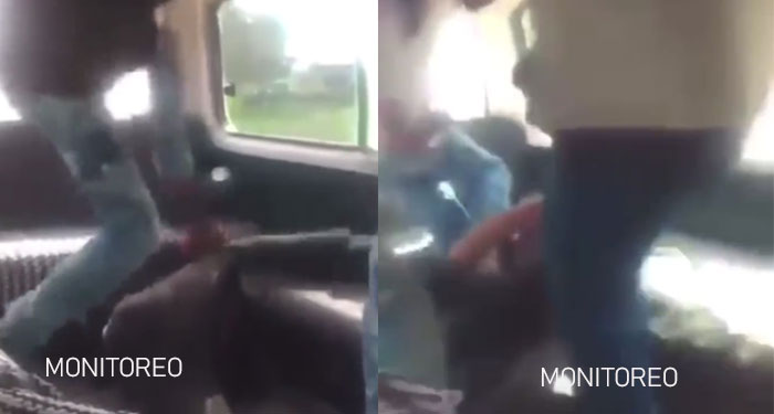 Pasajeros reconocen al asaltante y lo vapulean (Video)
