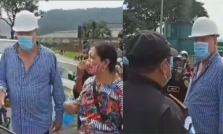 Fuerte tensión durante bloqueo por empresario y pobladores (Video)