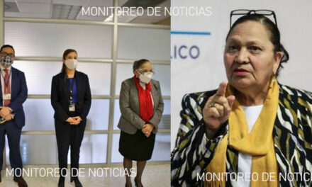 Consuelo Porras presenta a Carla Valenzuela; la nueva jefa de la FECI