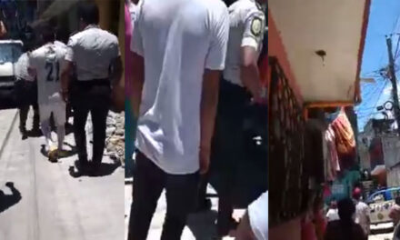 Momento exacto cuando hombre apuñaló a dos mujeres (Video)