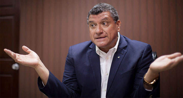 Guillermo Castillo no está de acuerdo con el nuevo toque de queda que estableció Giammattei