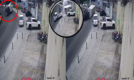 2 personas se salvan de ser aplastadas por camión en Villa Nueva (Video)