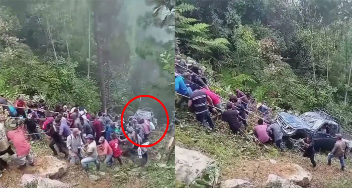 “La unión hace la fuerza” Pobladores se unen para sacar un vehículo de un barranco (Video)