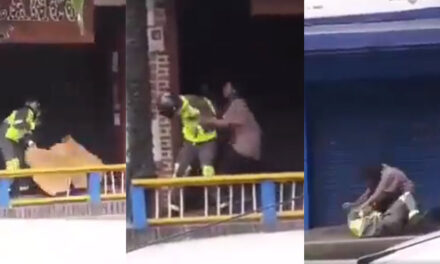 Persona de la calle le da tremenda paliza a un PMT por despertarlo (Video)