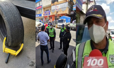 Piloto le quita llanta con cepo a vehículo y PMT decomisó el vehículo (Video)