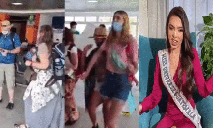 Turistas extranjeros se despiden bailando música de Marimba en el Aeropuerto de Petén (Video)
