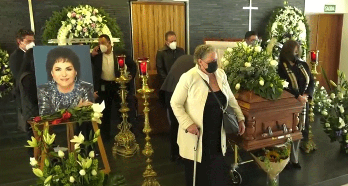 Así despiden a la actriz Carmen Salinas quien falleció a los 82 años (Video)