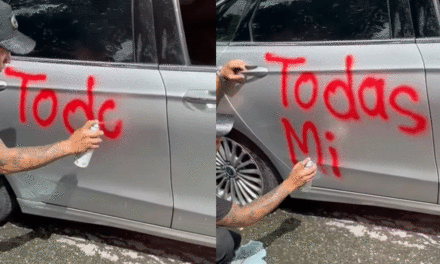 Su novia le fue infiel y él le escribe un fuerte mensaje en su auto (Video)