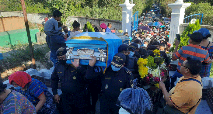 Así fue el sepelio de Mauricio Canahuí Tista asesinado en Nahualá (Video)