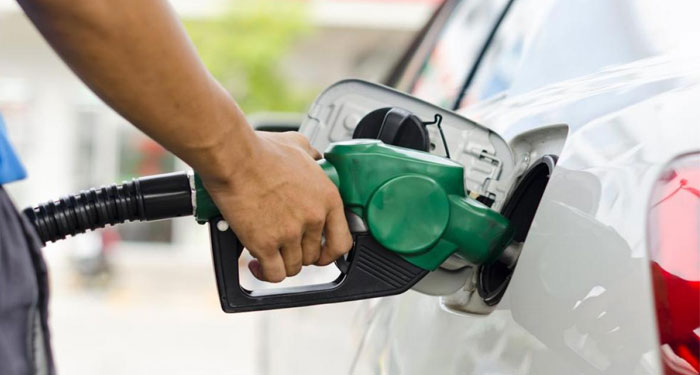Precios de los combustibles se van a la baja en Guatemala (Video)