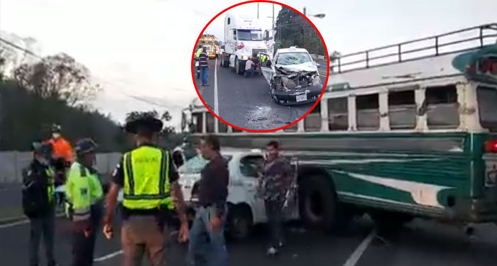 Momento en que bus hace un giro indebido y provocando un fatal accidente (Video)