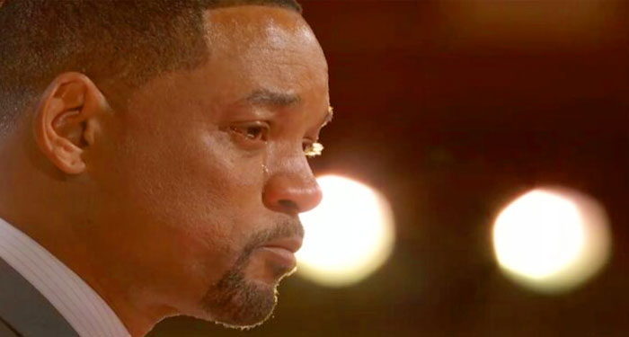 “Siempre protegeré a mi familia, a mi esposa”: Will Smith rompe en llanto
