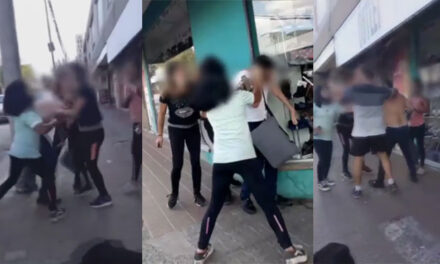 Madre fingió ser su hija para atrapar a su acosador y darle tremenda paliza (Video)