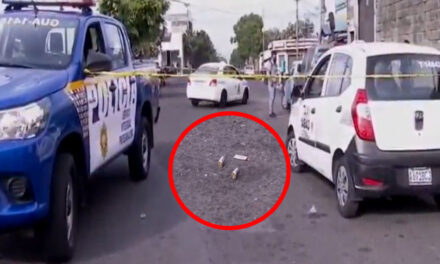 ¿Por extorsión? Taxista es atacado a balazos en Avenida Petapa zona 12 (Video)