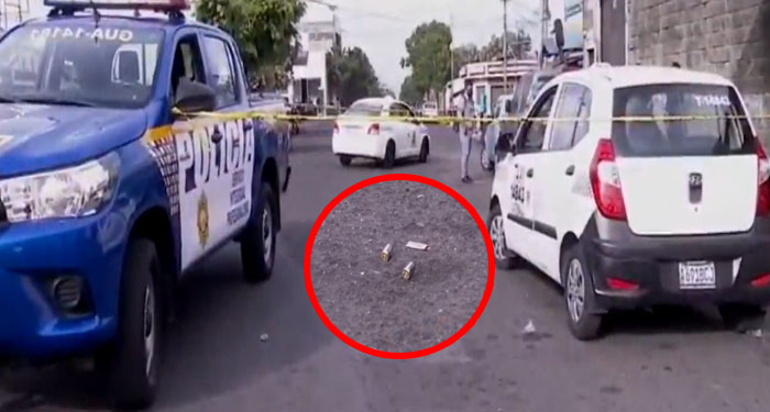 ¿Por extorsión? Taxista es atacado a balazos en Avenida Petapa zona 12 (Video)