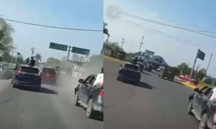 Momento en que Civiles armados atacan a la Guardia Nacional (Video)