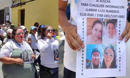 Familiares y vecinos realizan caminata para colocar afiches de payasitos desaparecidos (Video)