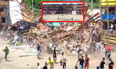 Momento exacto en que se desploma una plaza de toros en Colombia (Video)