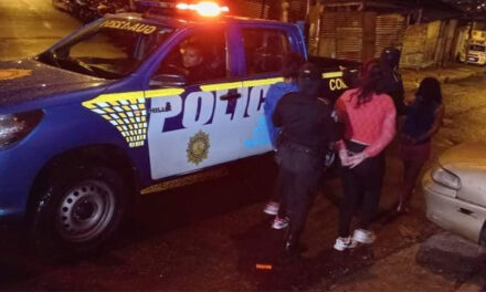 Tres menores de la mara 18 son detenidas cuando descuartizaban a otra adolescente (Video)