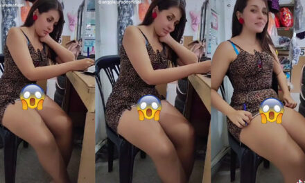 Jefe graba a su secretaría enseñando de más en pleno día laboral (Video)