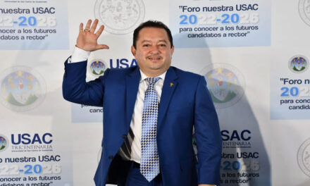 En sesión virtual (CSU) da posesión a Walter Mazariegos como Rector de USAC