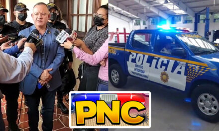VIDEO: Agentes de la PNC son capturados por secuestro y robo en zona 15 capitalina