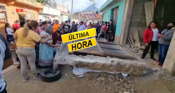 Hombre murió soterrado tras caerle una fachada de una casa en construcción (Video)