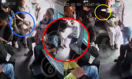 Momento en que pasajeros lanzan a ladrón del transporte público cuando exigía dinero (Video)