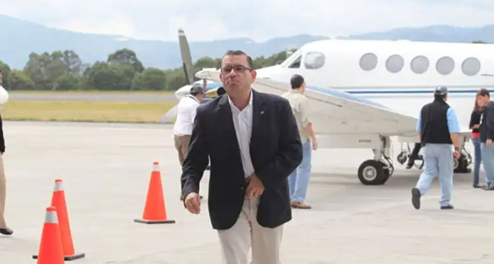 Baldizón es deportado a Guatemala tras cumplir condena en EE.UU y saluda a los chapines