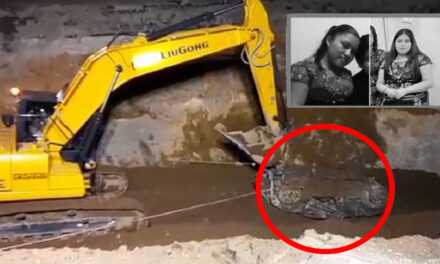 ¡URGENTE! Madre e hija dentro del vehículo extraído en hundimiento de Villa Nueva (Video)