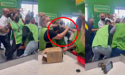 Momento en que empleada y clienta se van a los golpes por el amor de un hombre (Video)